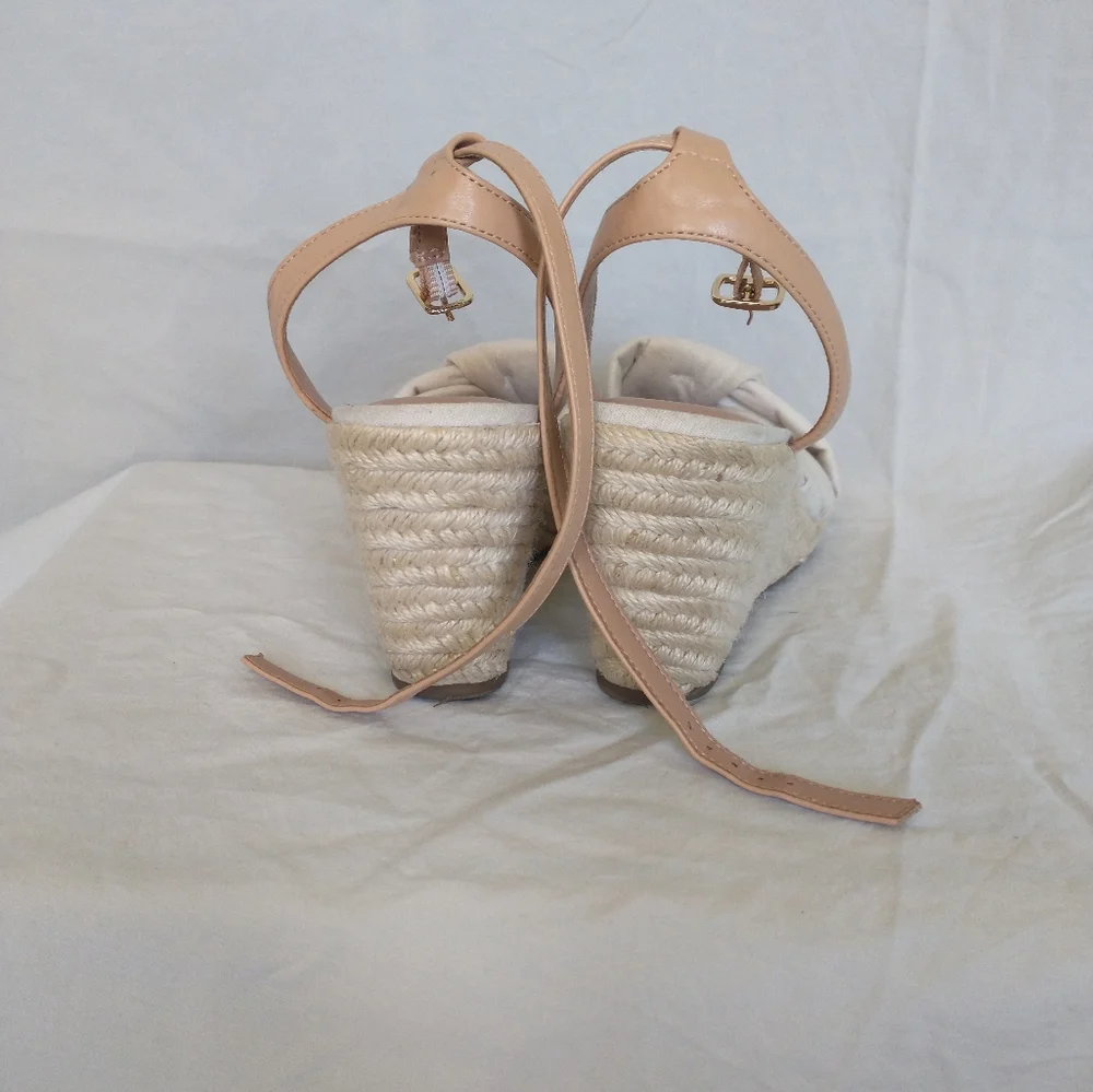 Women's Old Navy knotted canvas espadrille wedge sandal